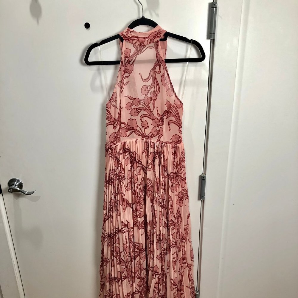 NWT Fame and Partners Light Pink-Floral High Neck Gown, Size 6